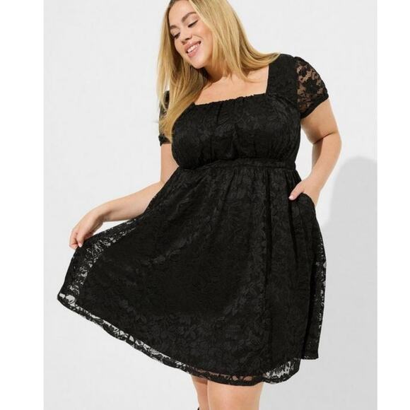 torrid Dresses & Skirts - NEW Torrid Black Lace Babydoll Dress Size 3X Knee Length Whimsigoth Puff Sleeve